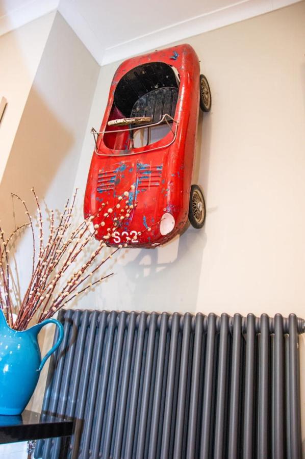 Апартаменты Unique 2 Bed In The Heart Of Bath With Parking Экстерьер фото