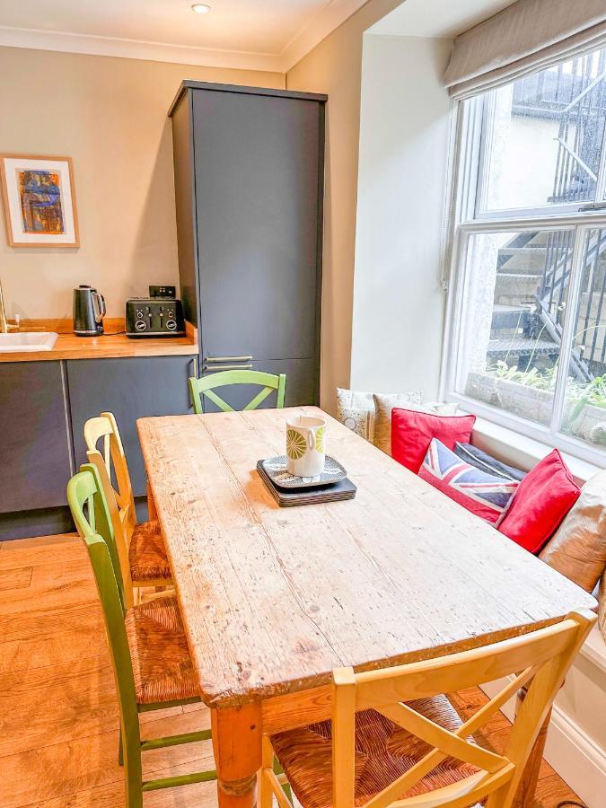 Апартаменты Unique 2 Bed In The Heart Of Bath With Parking Экстерьер фото
